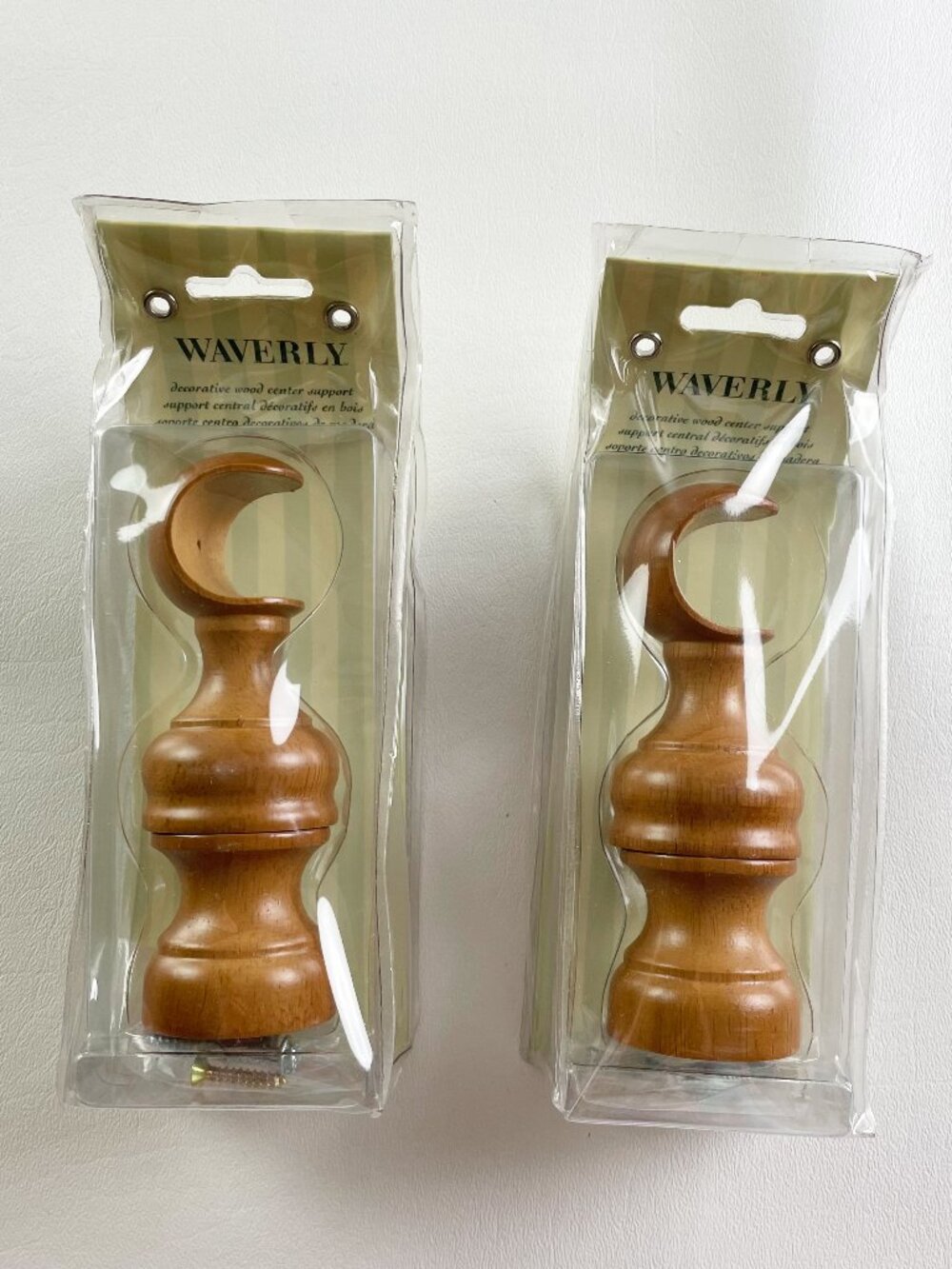 Waverly Warm Oak Center Support for 1 Inch Pole 2 Packs